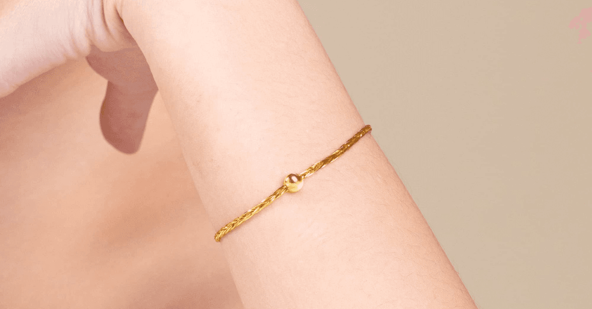 Why Gold Bangles Deserve a Spot in Every Jewelry Collection