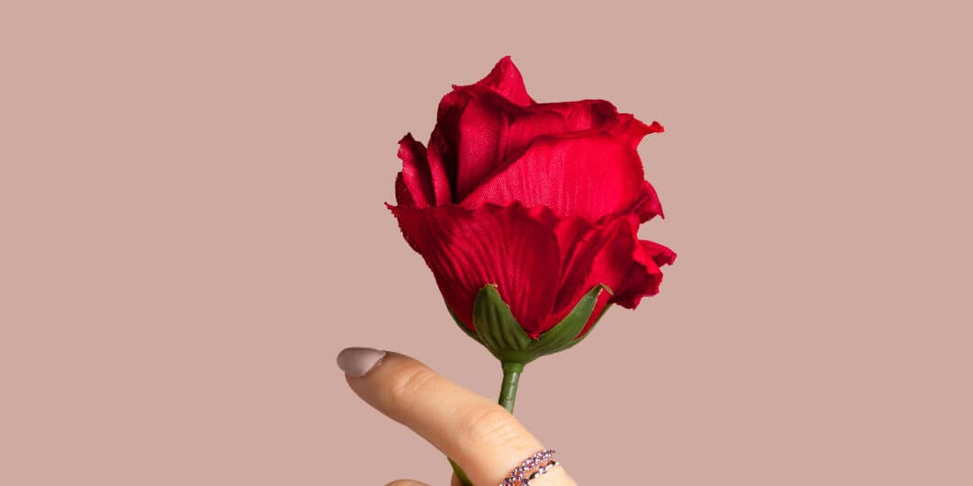 Garnet Gemstone: A Comprehensive Guide to Color and Clarity