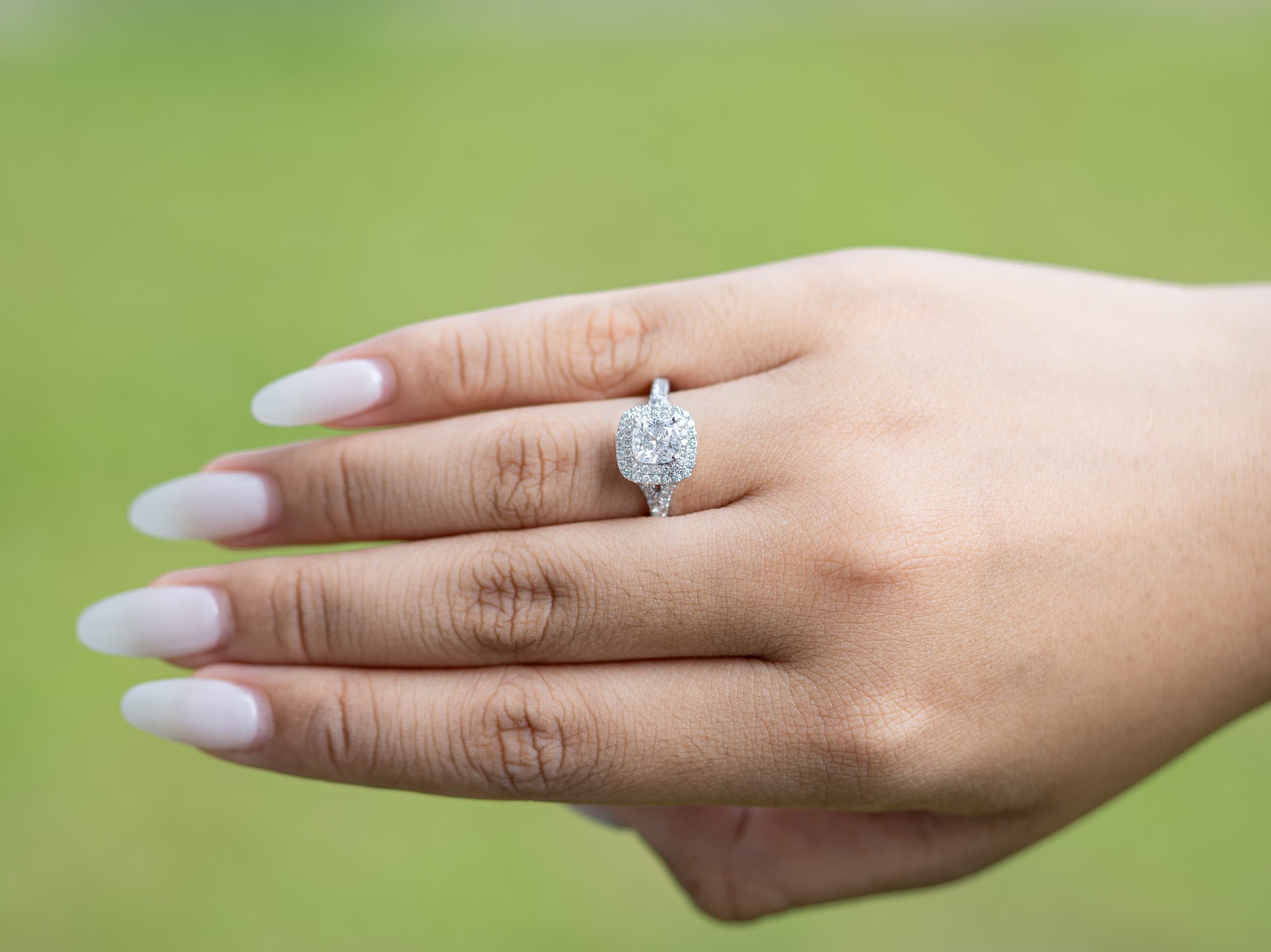 Diamond Rings in Singapore: Find the Perfect Ring Without Overspending